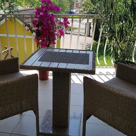 Tuenderlak Vendeghaz Apartment Balatonfured Exterior photo