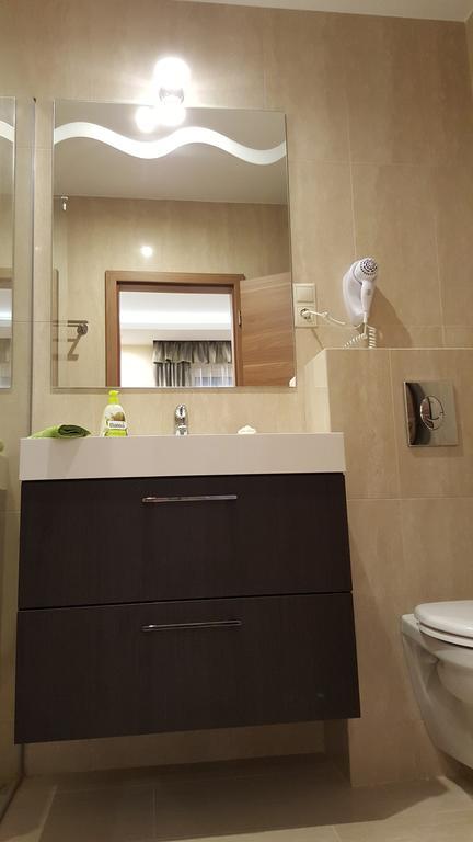 Tuenderlak Vendeghaz Apartment Balatonfured Exterior photo