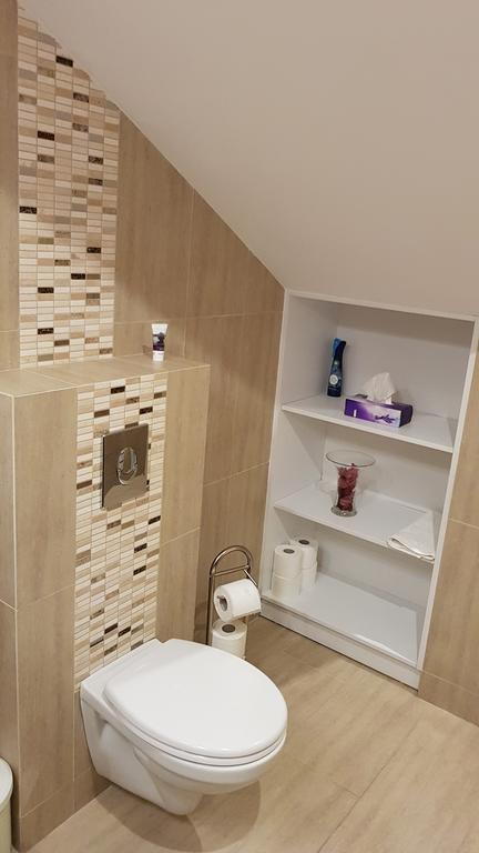 Tuenderlak Vendeghaz Apartment Balatonfured Exterior photo
